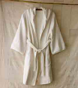 coy_hooded_robe_300.jpg