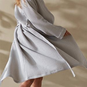 Coyuchi Unisex Waffle Robe