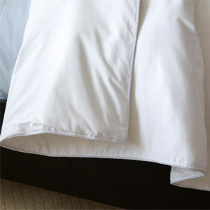 Mulberry West Lightweight Silk Comforters